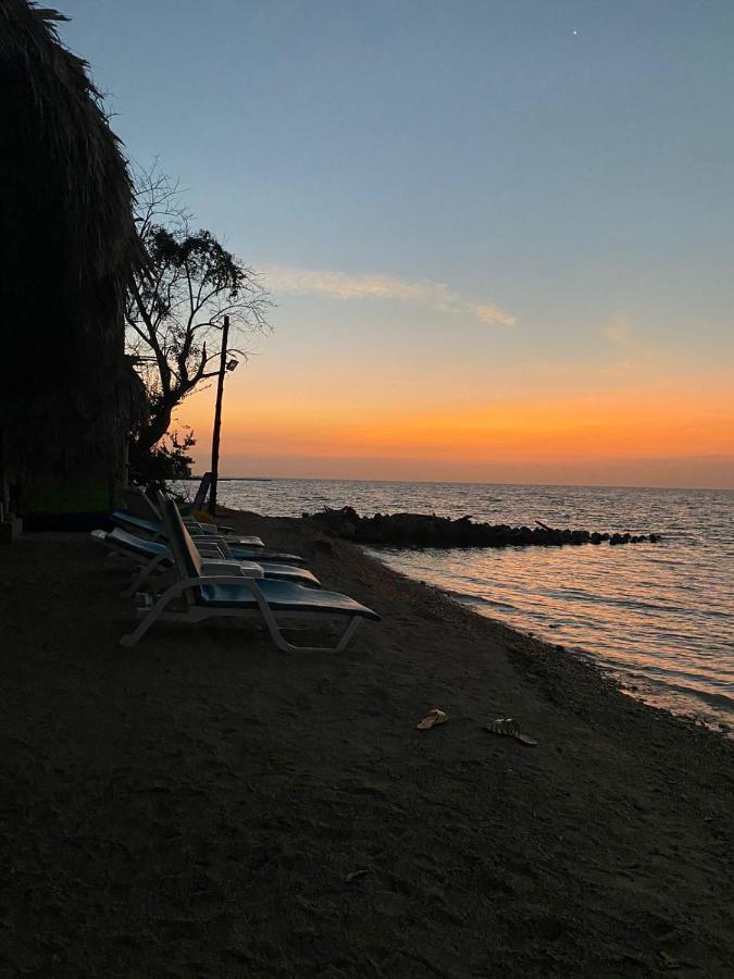 Isla Luna Beach Isla Barú Extérieur photo